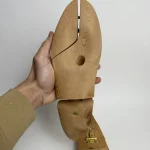 Embauchoirs perfecta en cèdre avec languette en cuir taille 46 Vadrouille