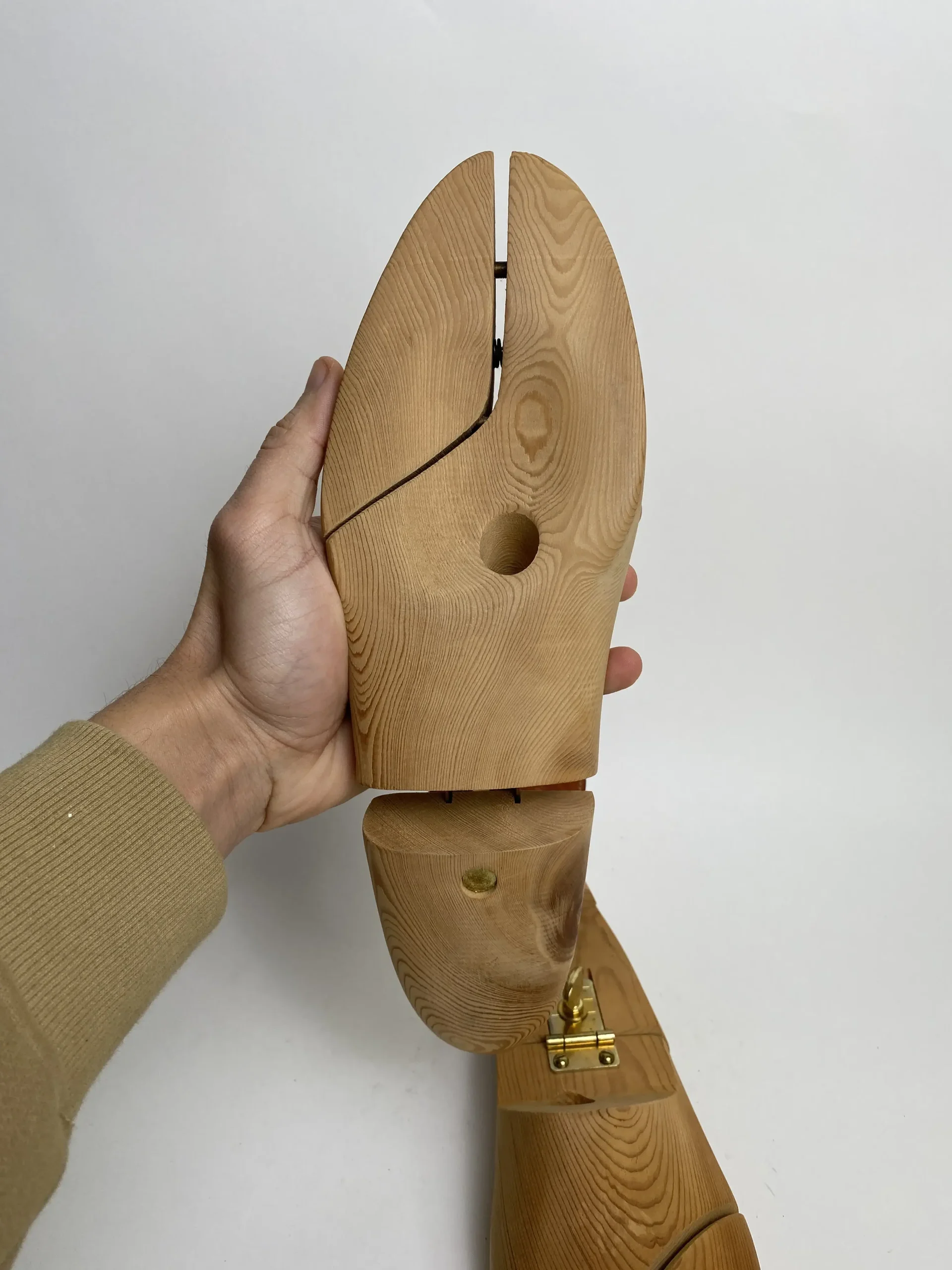 Embauchoirs perfecta en cèdre avec languette en cuir taille 46 Vadrouille