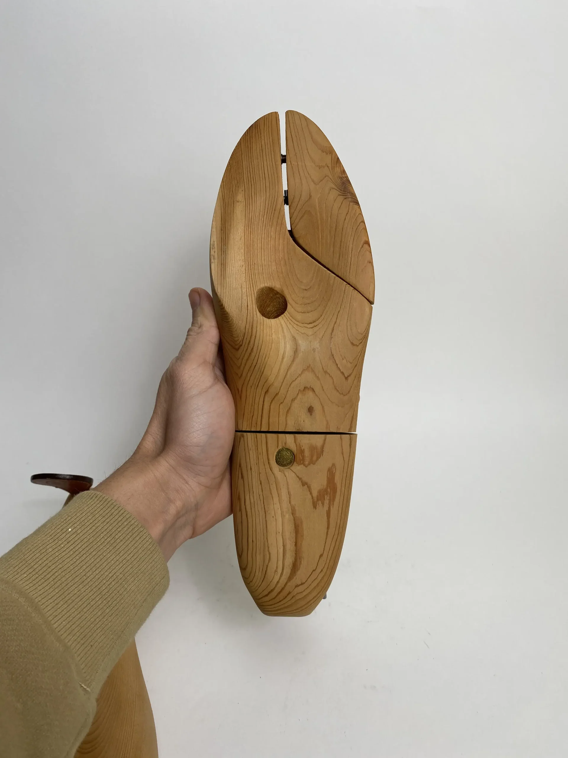 Embauchoirs perfecta en cèdre avec languette en cuir taille 46 Vadrouille